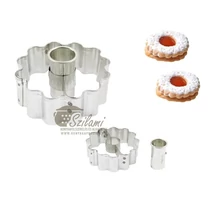 Linzer kiszúró forma kivehető középpel 8 cm Linzer kiszúró forma kivehető középpel 8 cm